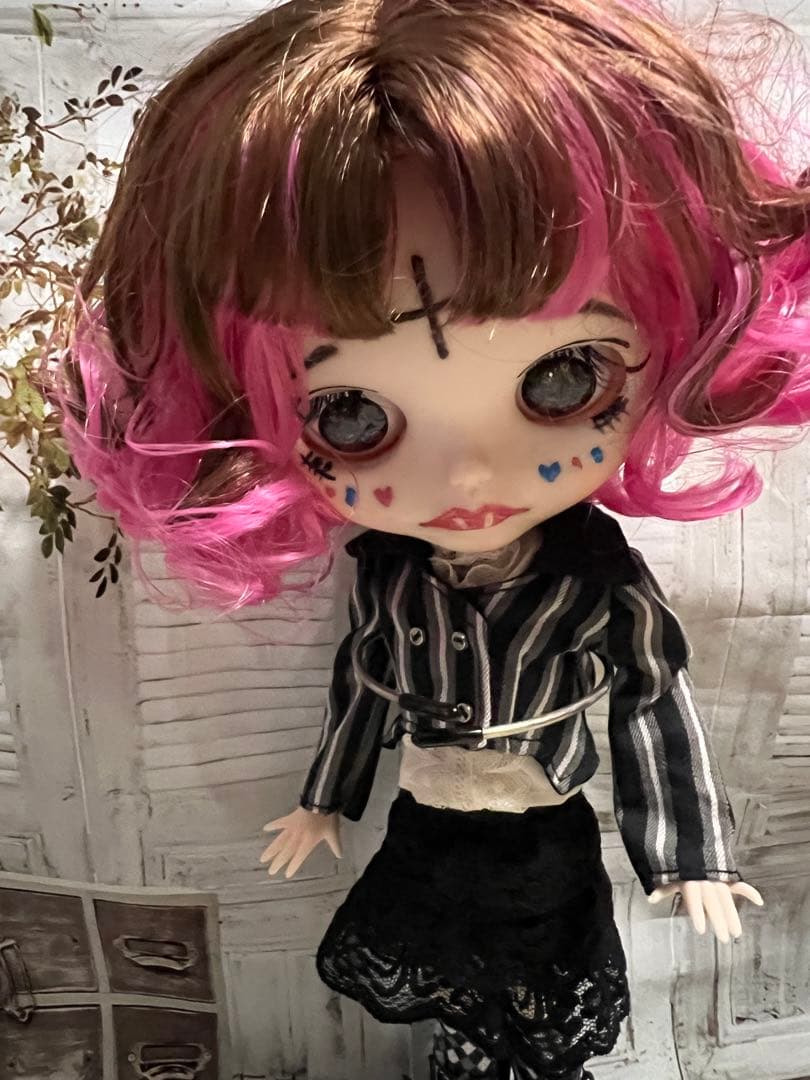 カスタムアイシードール 変異ヴァンパイア