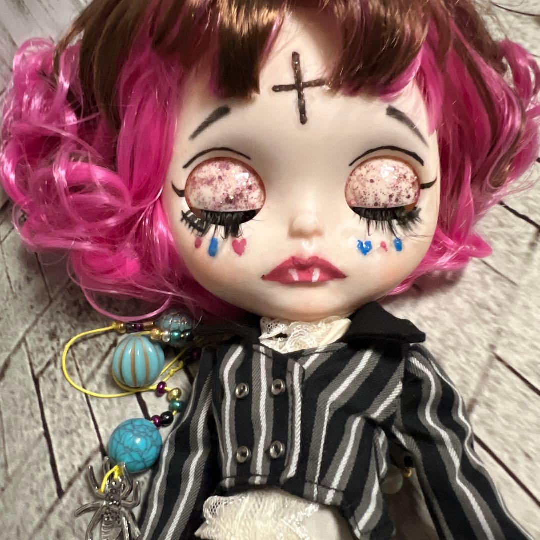 カスタムアイシードール 変異ヴァンパイア