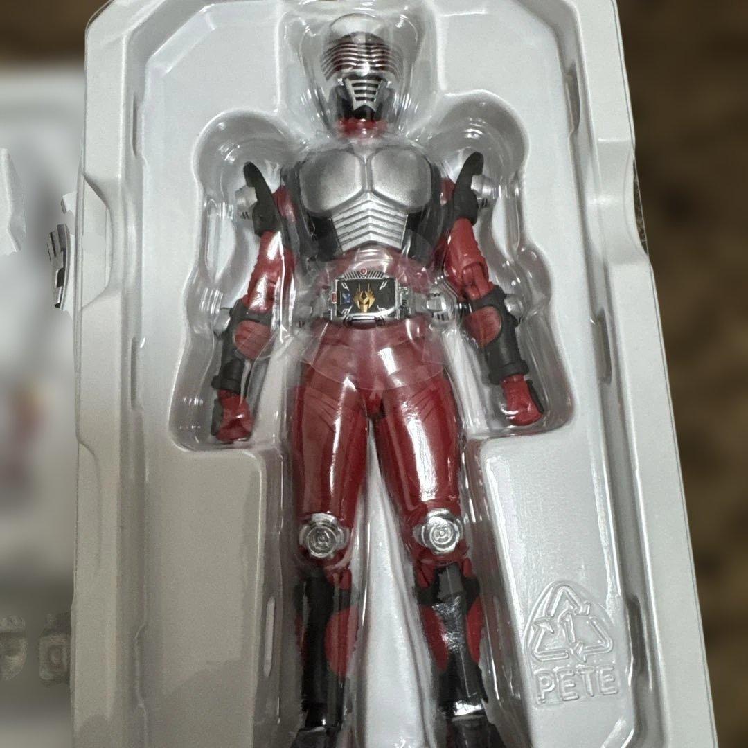 BANDAI SHFiguarts 仮面ライダー龍騎