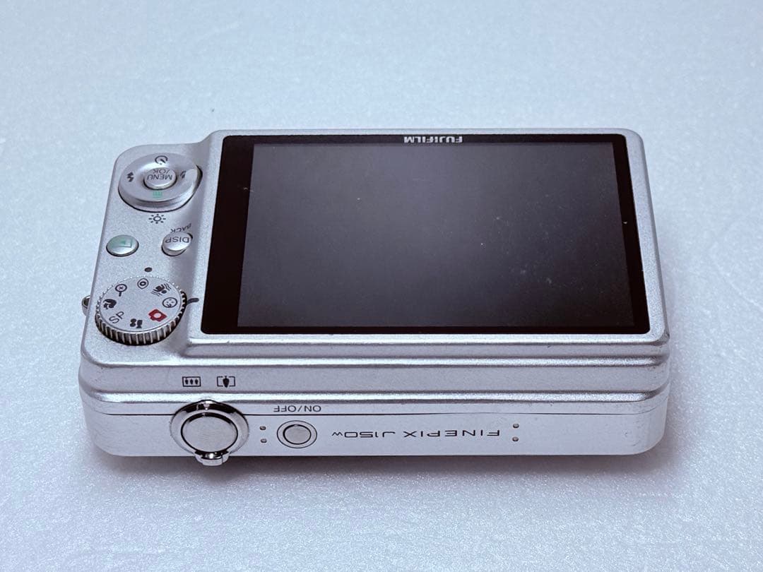 Fujifilm FinePix J150w コンパクトデジカメ