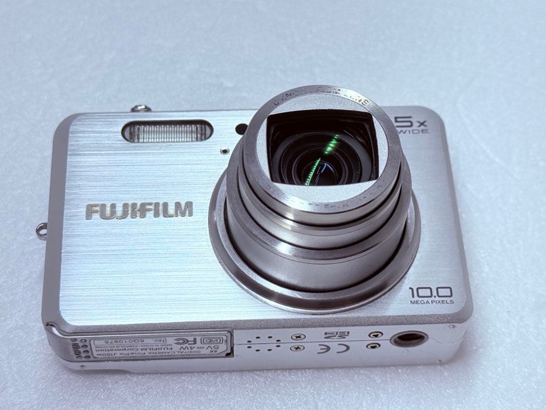 Fujifilm FinePix J150w コンパクトデジカメ