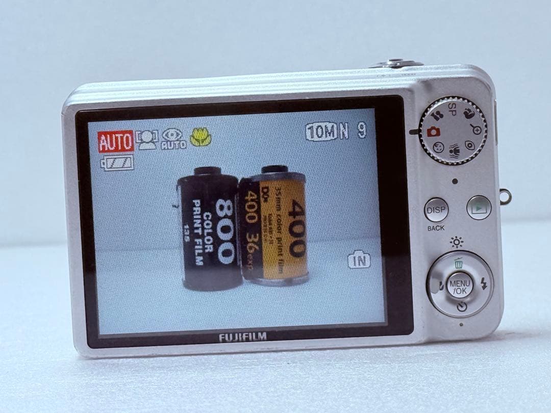 Fujifilm FinePix J150w コンパクトデジカメ