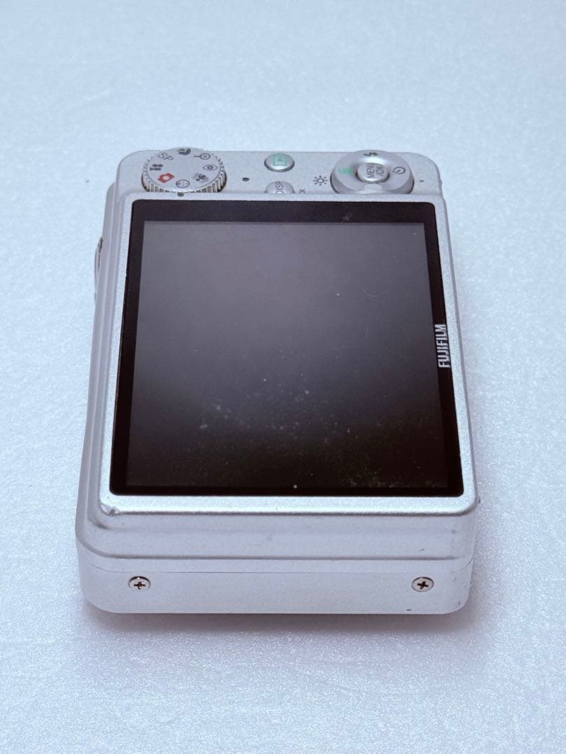 Fujifilm FinePix J150w コンパクトデジカメ