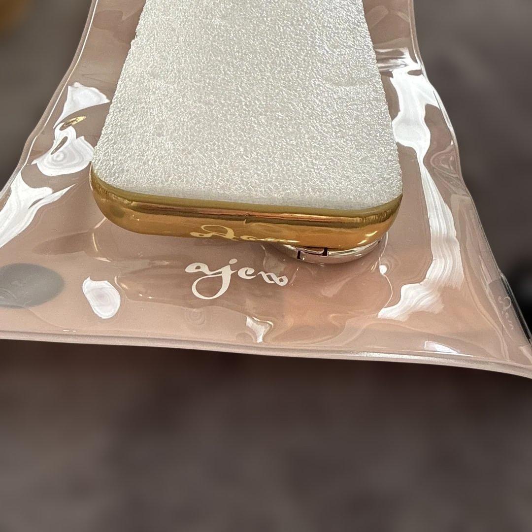 ajew iPhone16pro gold エジュー　ゴールド
