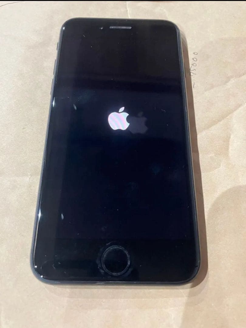 iPhone SE 第2世代128GBブラックSIMフリー 【バッテリー社外品】