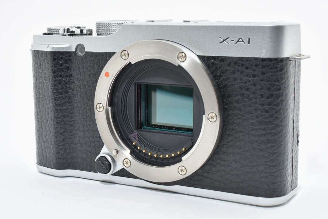FUJIFILM X-A1 シルバー