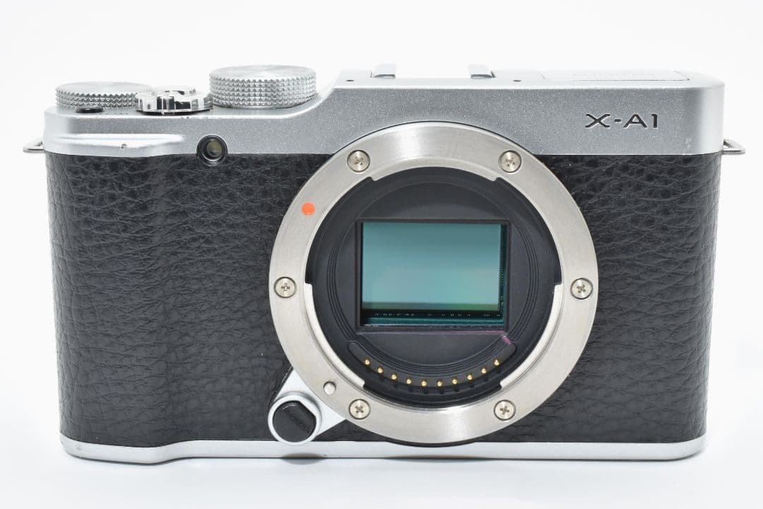 FUJIFILM X-A1 シルバー