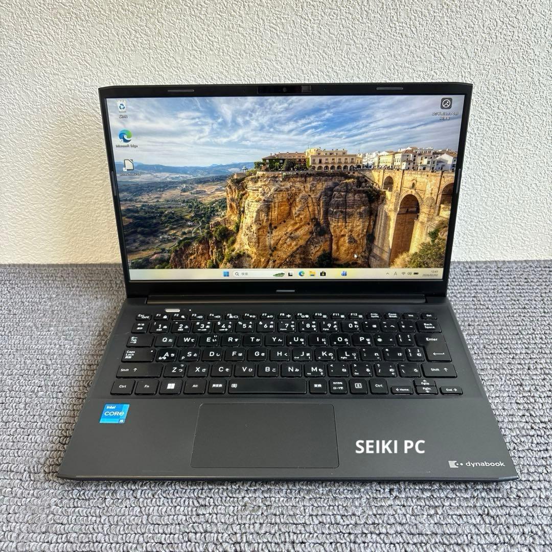 東芝dynabook SJ73/KU i5-1235U メモリ8GB AC付き