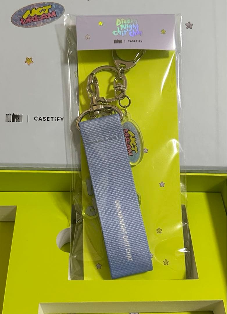 NCT DREAM iPhone14Pro CASETiFYキーホルダー