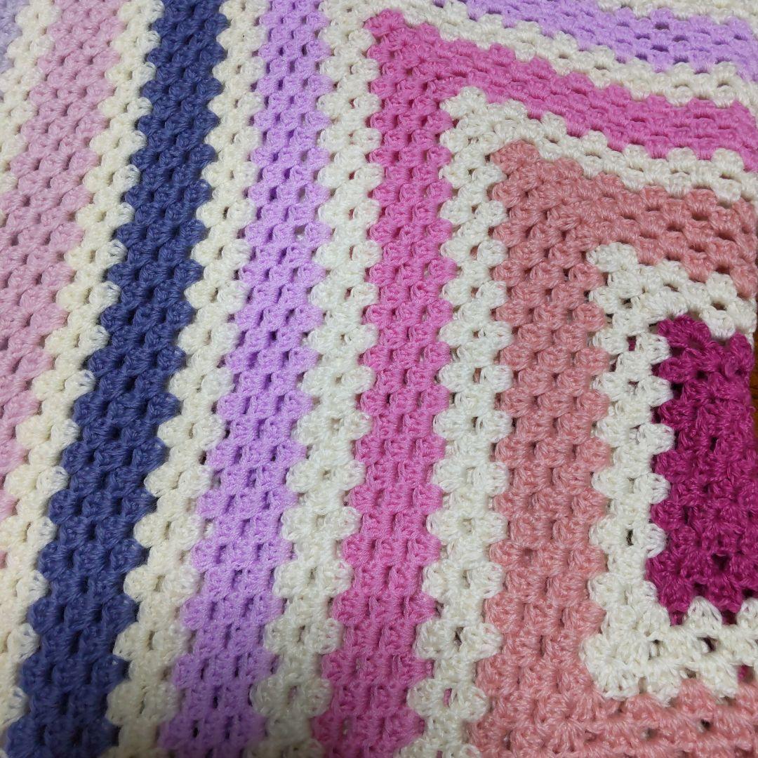 手編みグラニー編みこたつ&ベット&ソファーカバーサイズ約195×175淡い色系