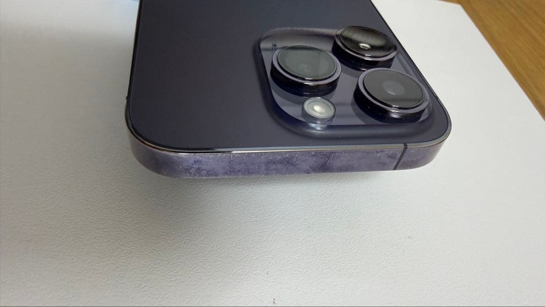 シャッター音無し iPhone 14 Pro ディープパープル本体