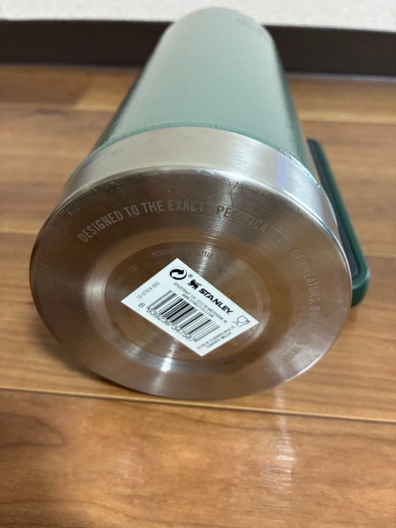 美品　STANLEY クラシック真空ボトル　1.9L ハンマートーングリーン