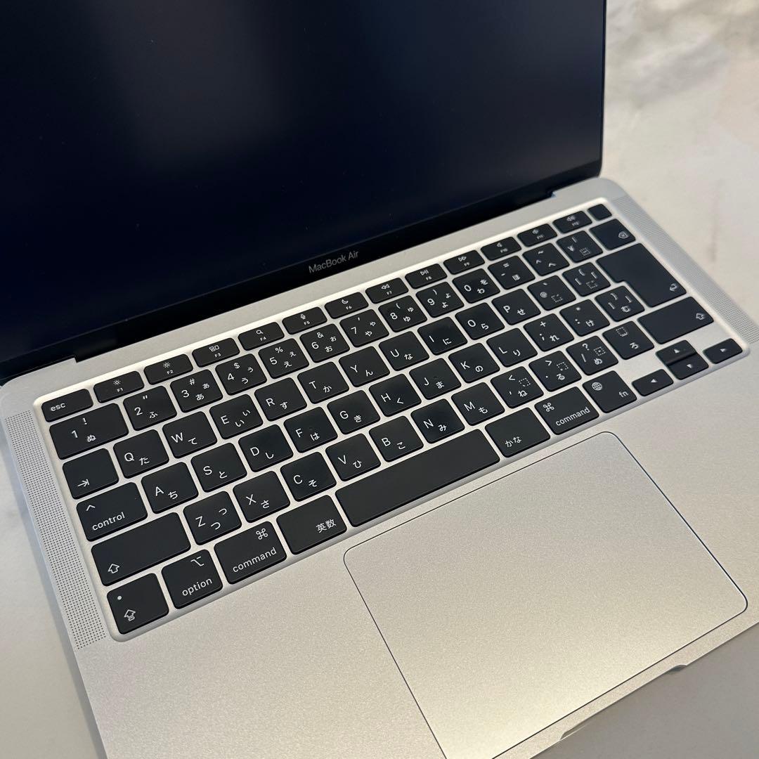Apple MacBook Air シルバー 13インチ　2022年モデル　美品