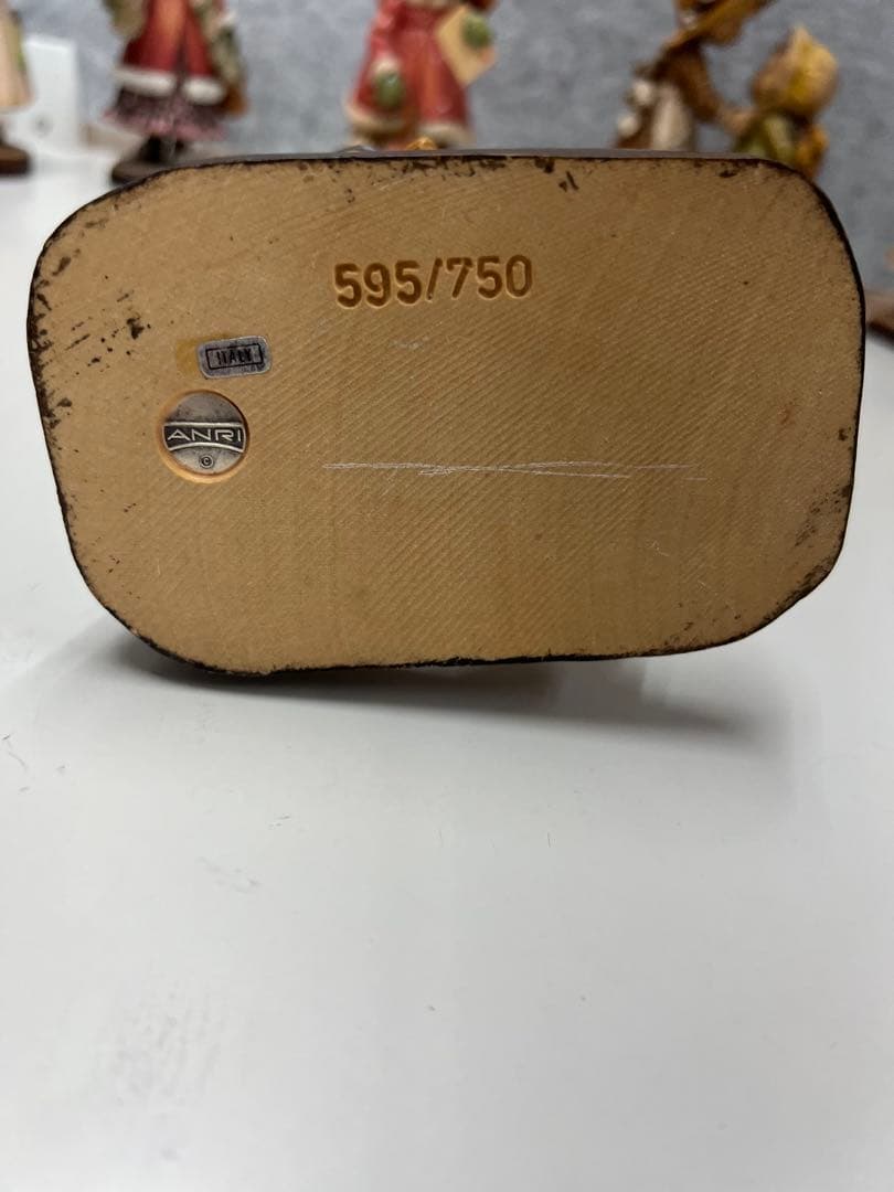 「First Kiss」 ANRI　フェランディス　木彫り人形　19cm