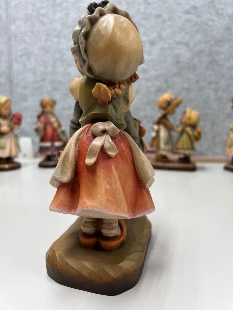 「First Kiss」 ANRI　フェランディス　木彫り人形　19cm