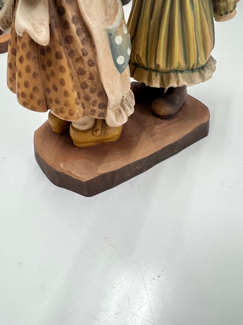 「First Kiss」 ANRI　フェランディス　木彫り人形　19cm