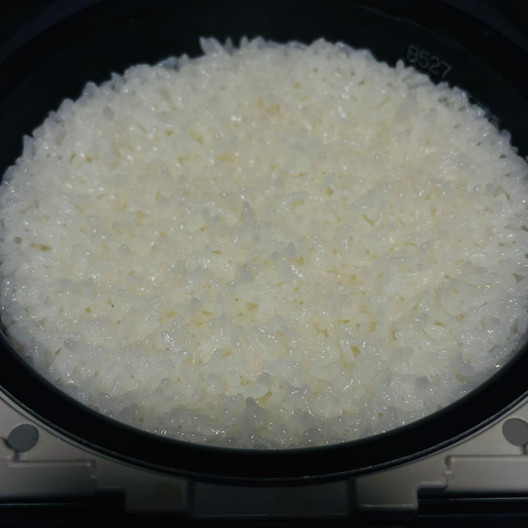 美品Zojirushi圧力IH炊飯ジャー　 NP-RZ05 ブラック 21年製