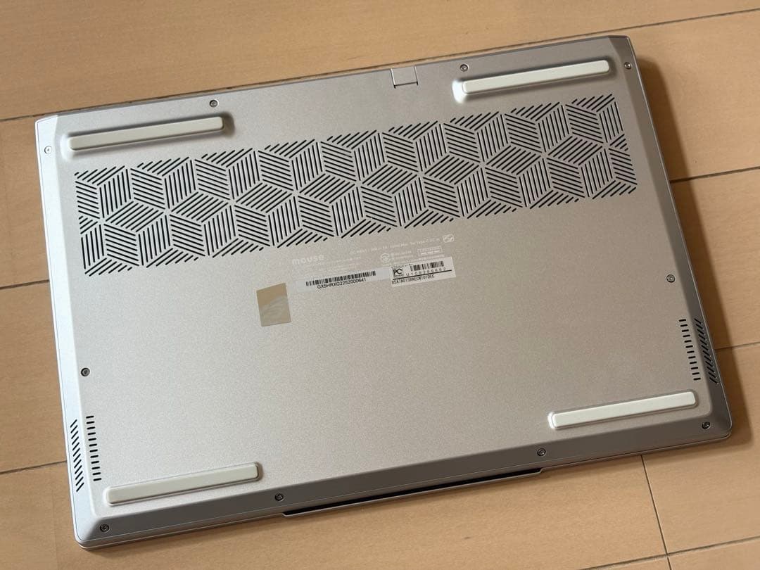 マウスコンピューター　ノートパソコン本体