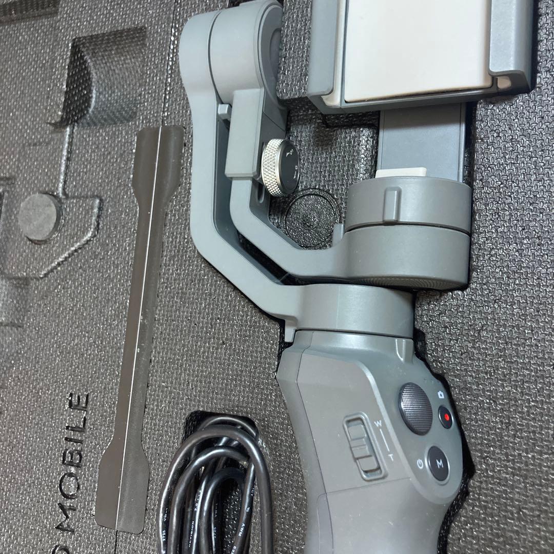 新品DJI Osmo Mobile スマホ用ジンバル