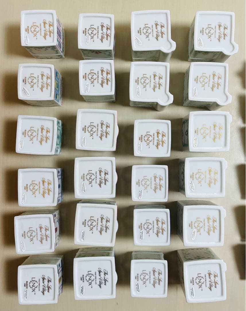 The Lenox Spice Village 24個セット 収納棚付