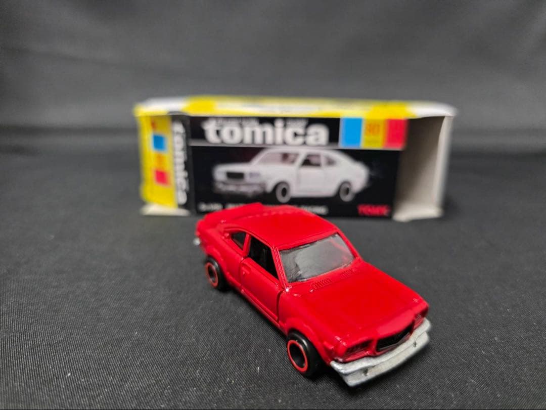 トミカ黒箱80マツダサバンナGTレーシング