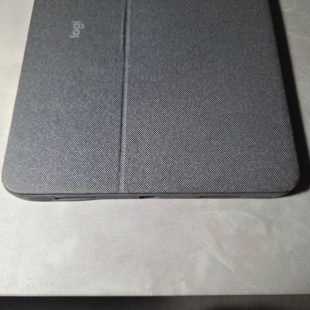 iPadアクセサリー Combo Touch Keyboard Case / Logicool
