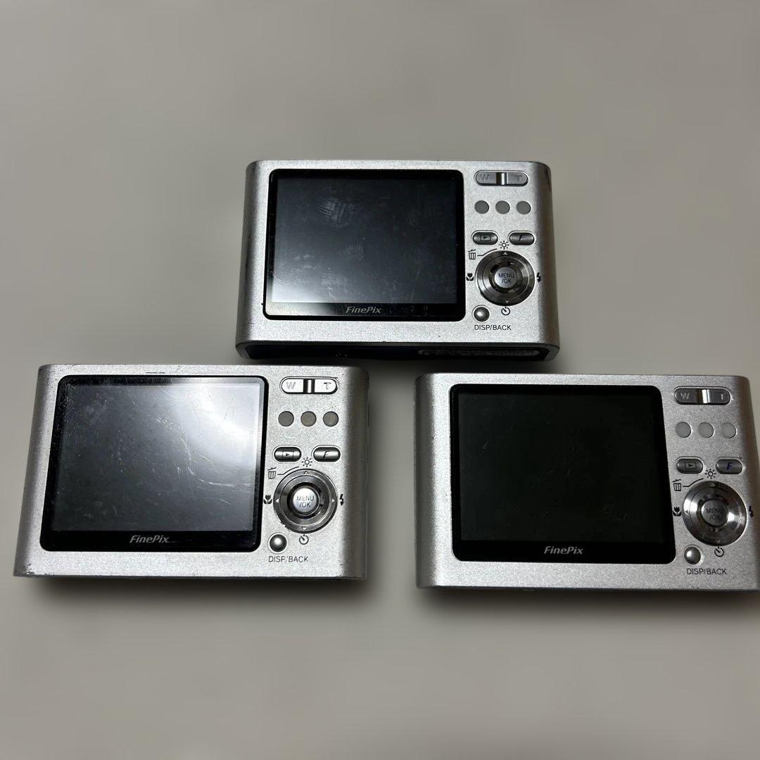 FUJIFILM FinePix Z1 ×３台