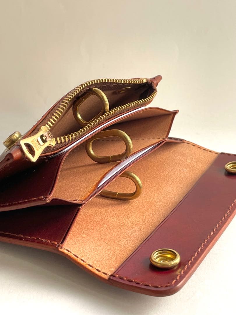 ミドルトラッカーウォレット｜三層タイプ｜本革（牛革）ヌメ革 ×手縫い ×真鍮金具