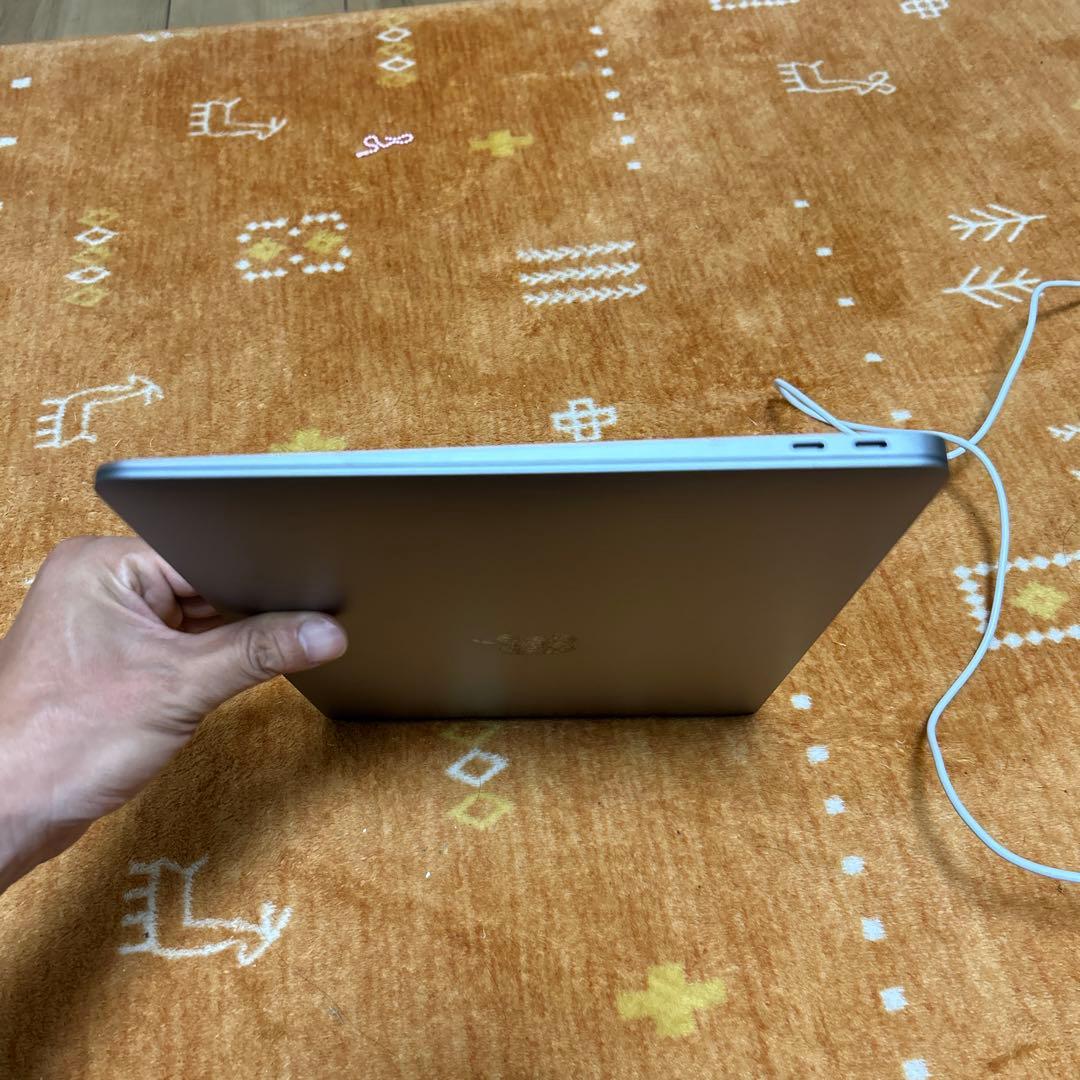 美品MacBook Air 2020 A2337 M1 メモリ16GB