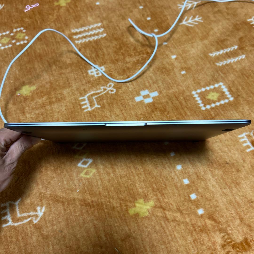美品MacBook Air 2020 A2337 M1 メモリ16GB