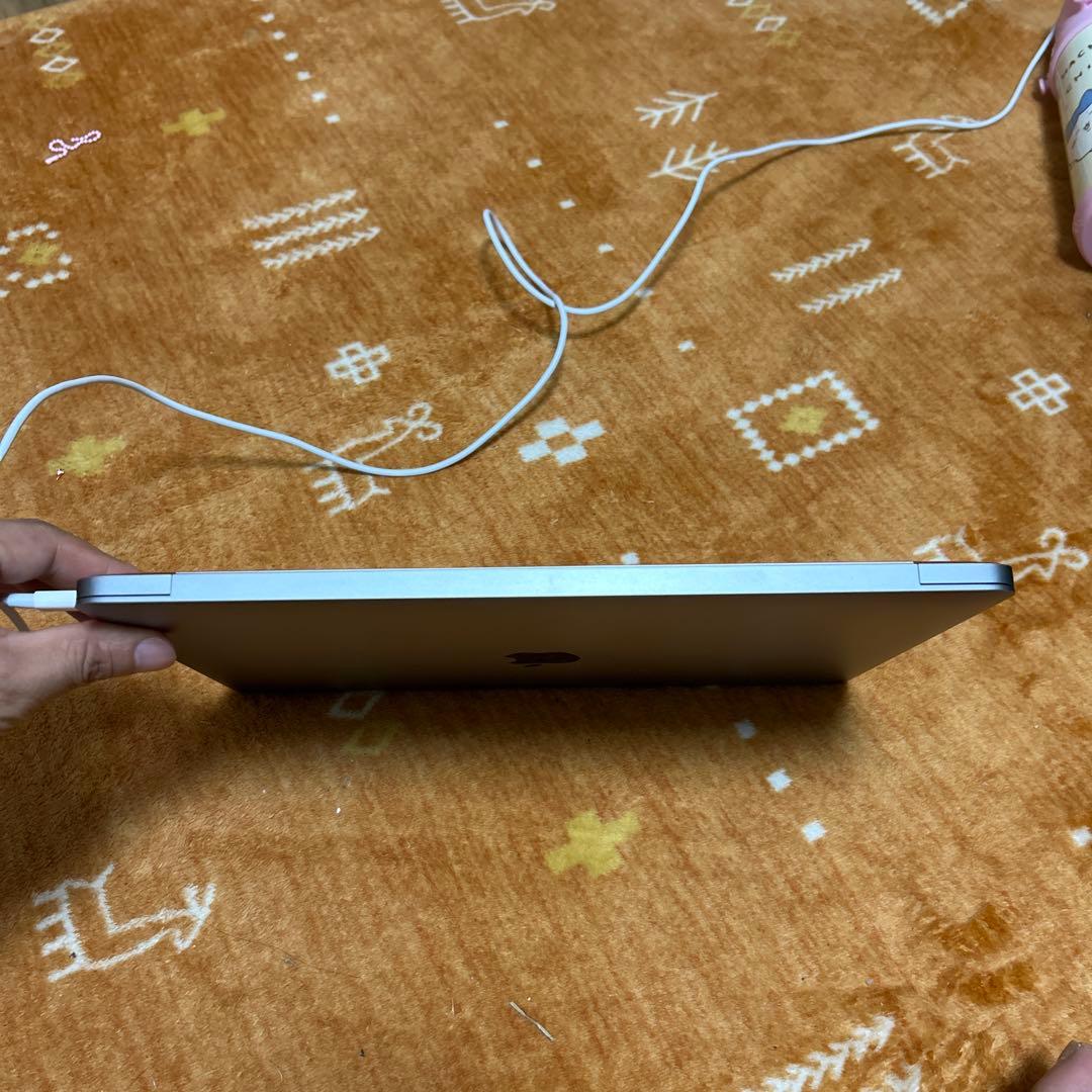 美品MacBook Air 2020 A2337 M1 メモリ16GB