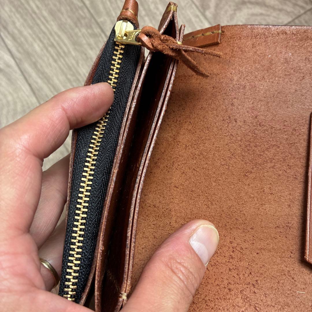 【茶芯】ブラック×ブラウン　トラッカーウォレット　ミドル　真鍮