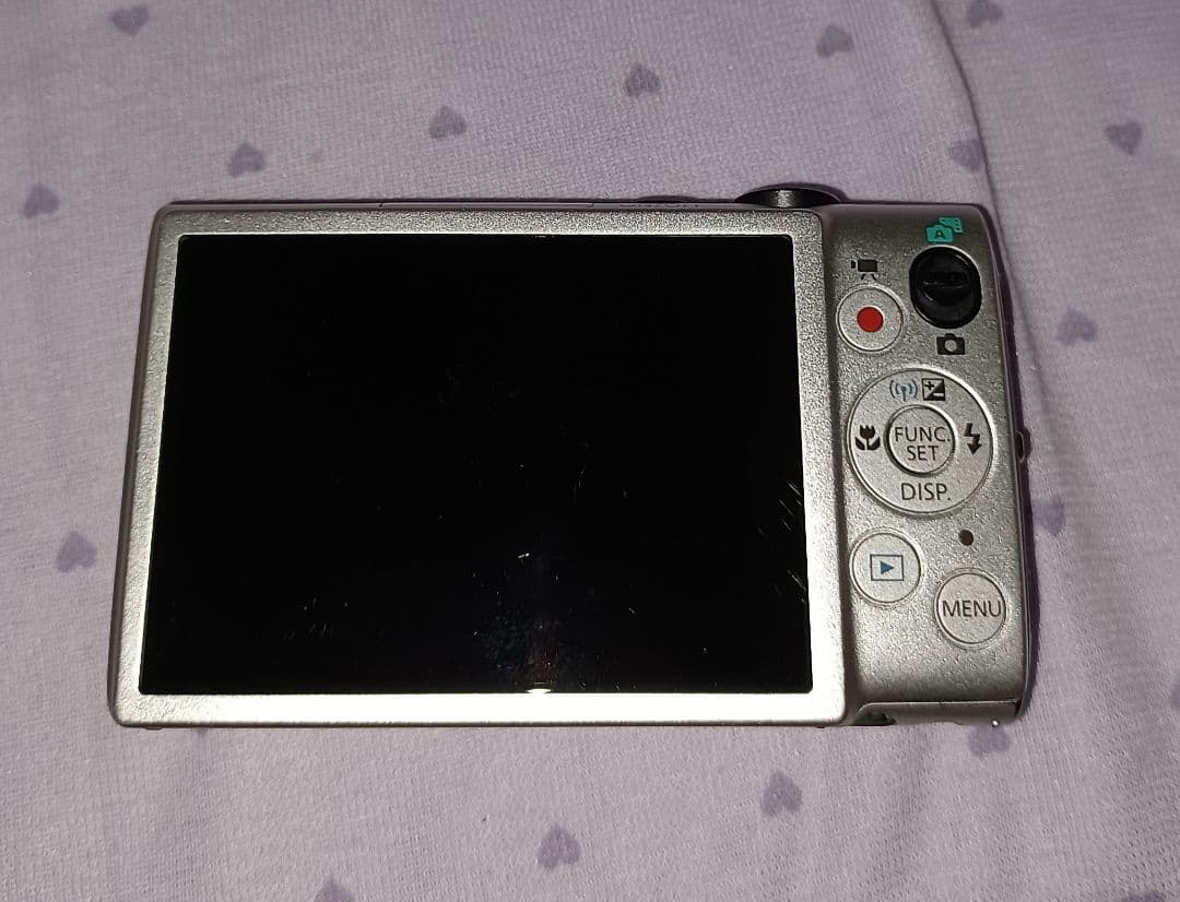 Canon　デジタルカメラ　ixy 620f シルバー