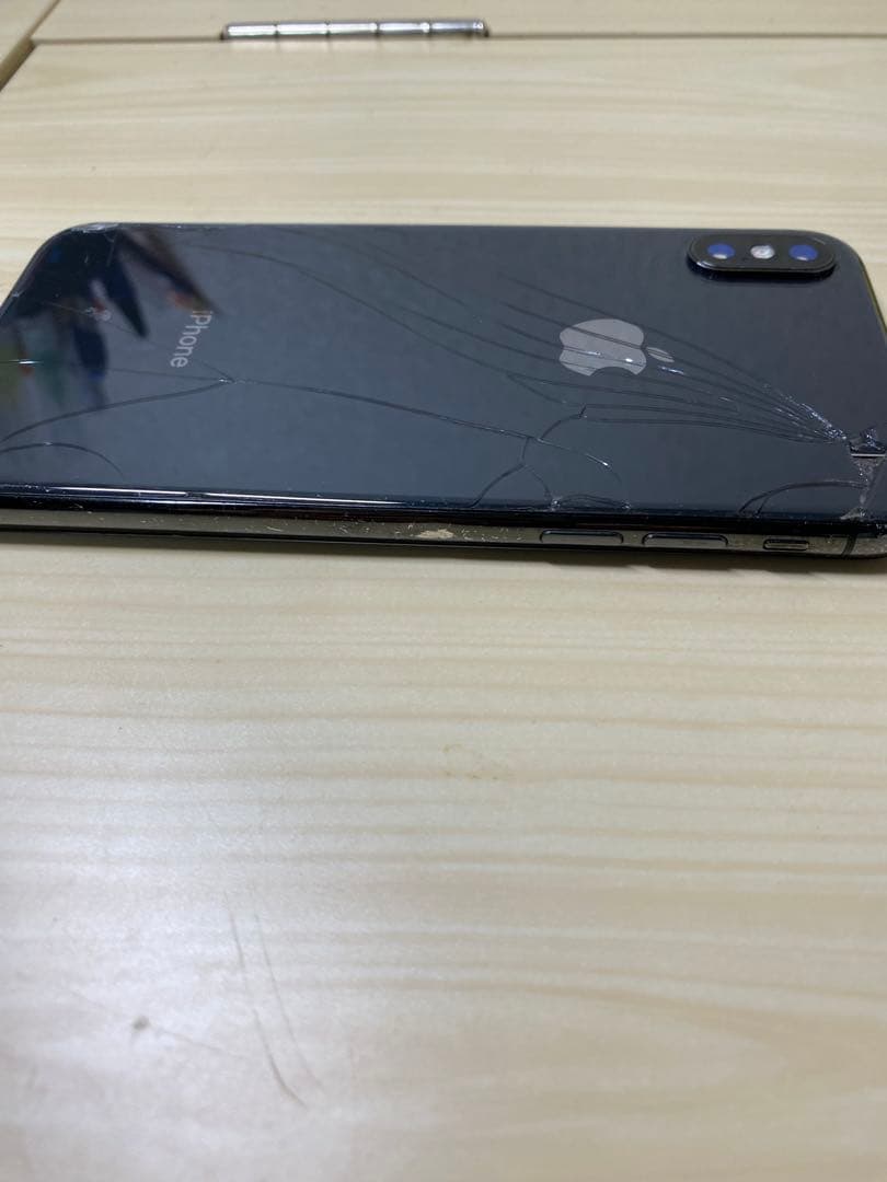 Apple iPhone X 本体