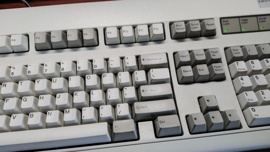 IBM Model M 1390131 角ロゴ動作確認済（1986-Aug-6）