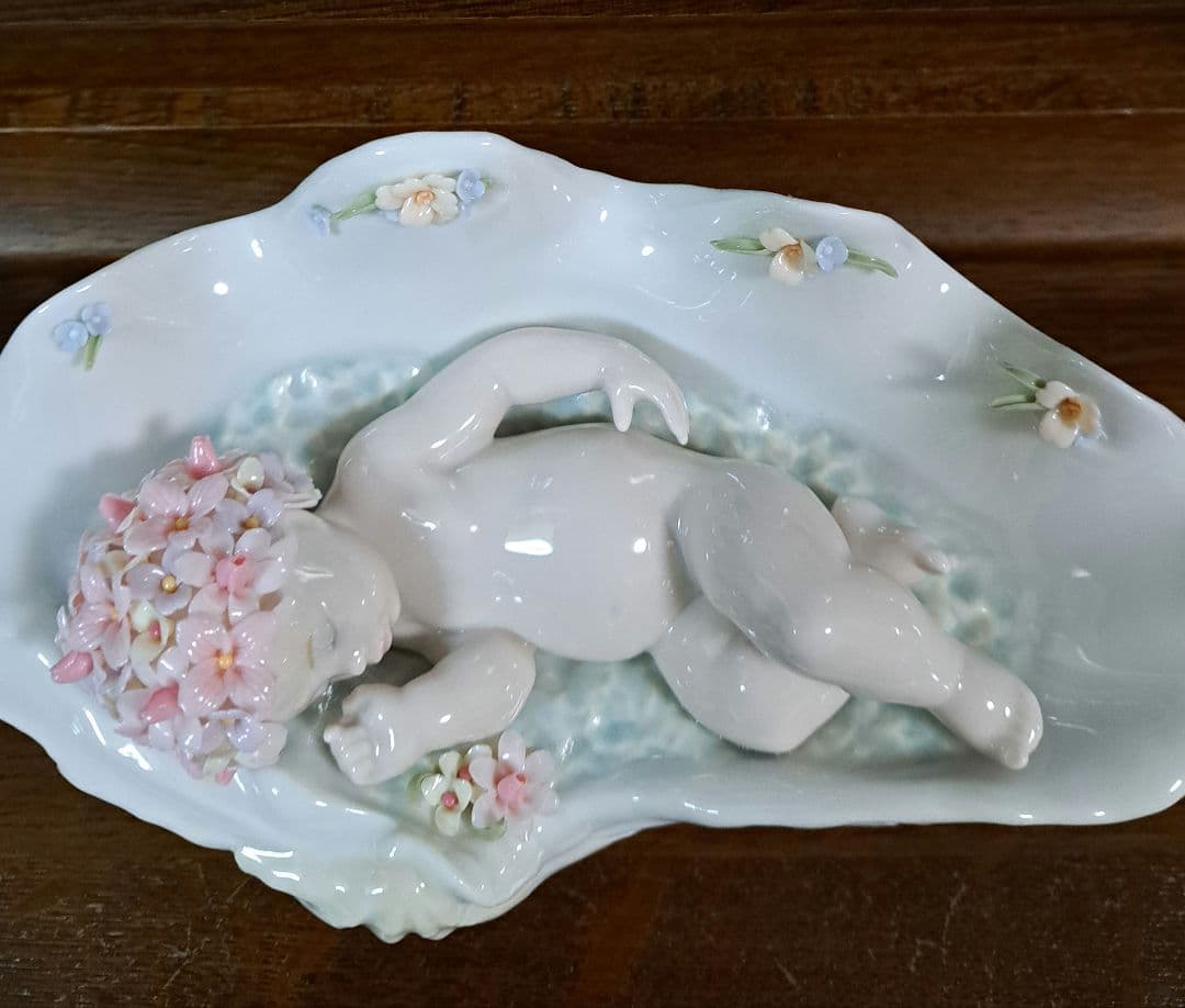 リヤドロLLADRO「海の子守唄」箱付属　#8031