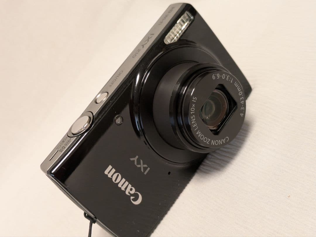 Canon IXY 210 コンパクトデジタルカメラ　WIFI対応　ブラック
