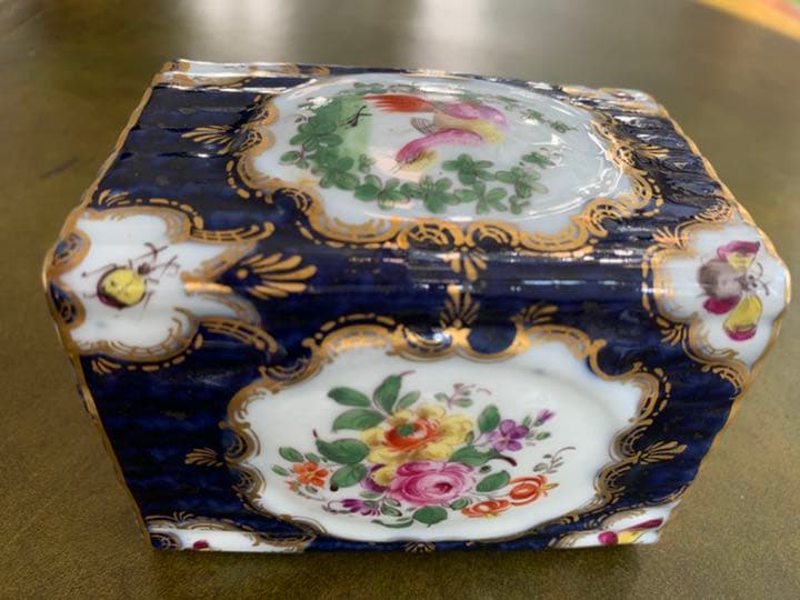 アンティーク　19世紀　100年越え　サムソンオブパリ　香水瓶　ディスプレイ