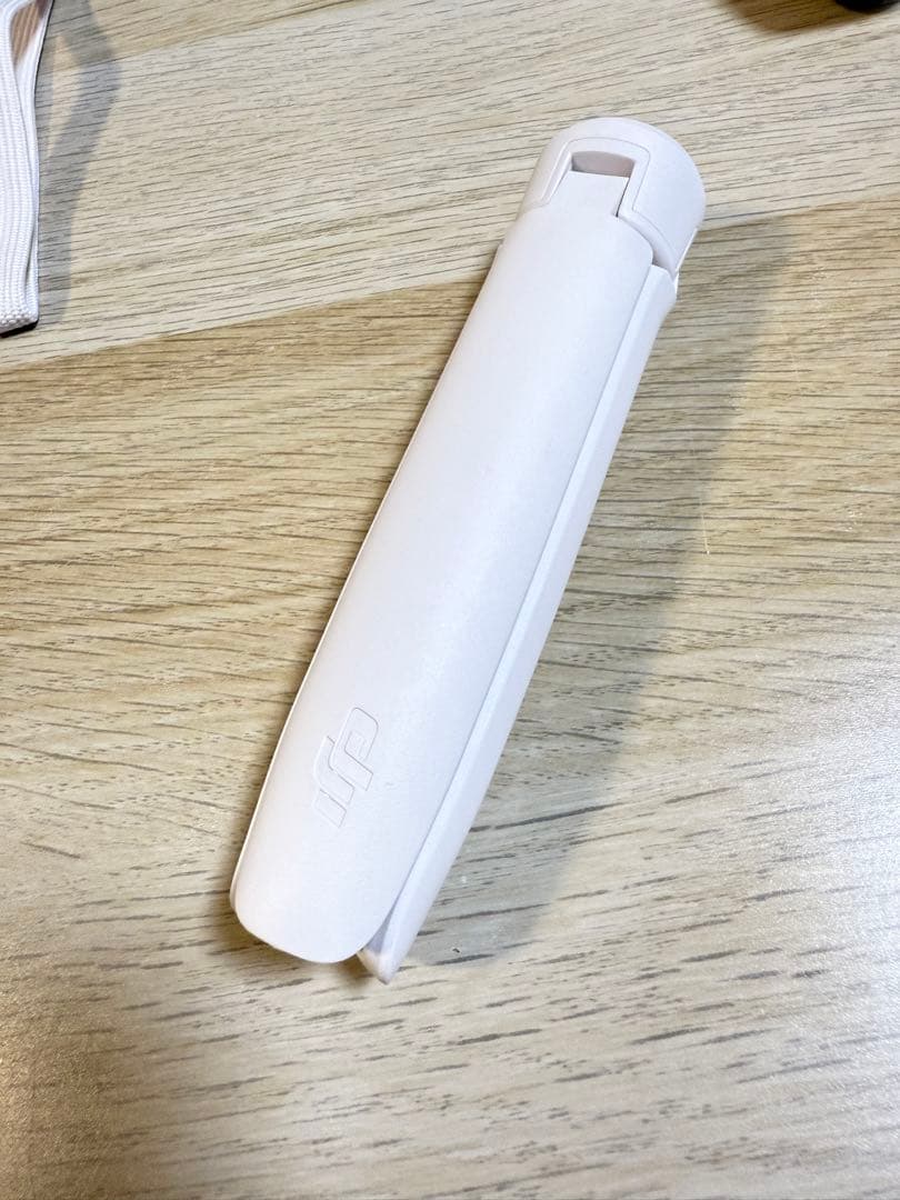DJI OM 5 サンセットホワイト（サードパーティ製MagSafeマウント付）