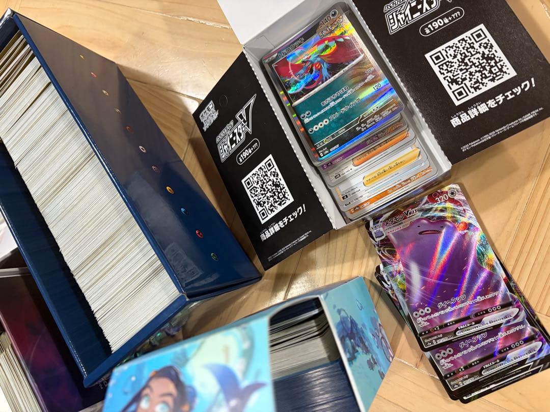 ポケモンカードゲーム 引退品 UR,SR,SSR入り ボックス、スリーブ付き