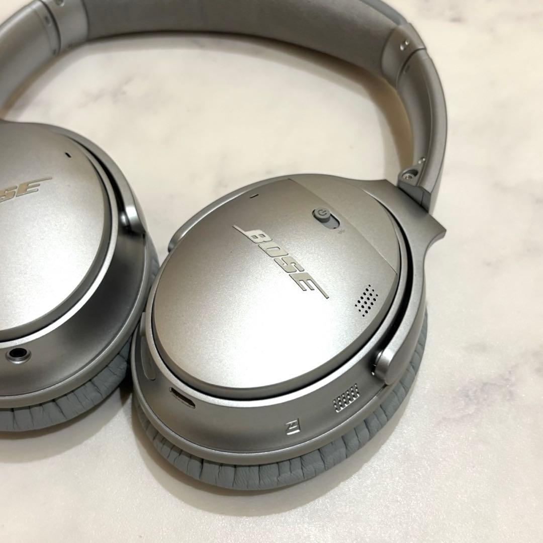 希少 BOSE QC35 シルバー ワイヤレスヘッドホン