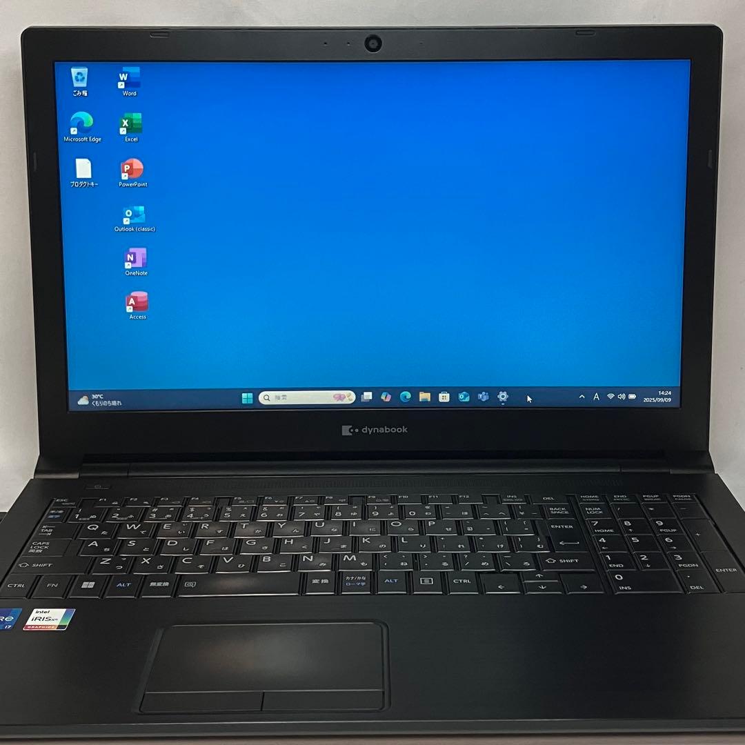美品 dynabook B65 第11世代 i7 16GB 512GB DVD