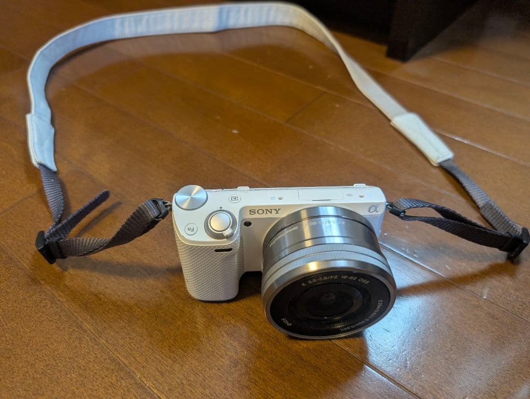 SONY NEX-5R ホワイト