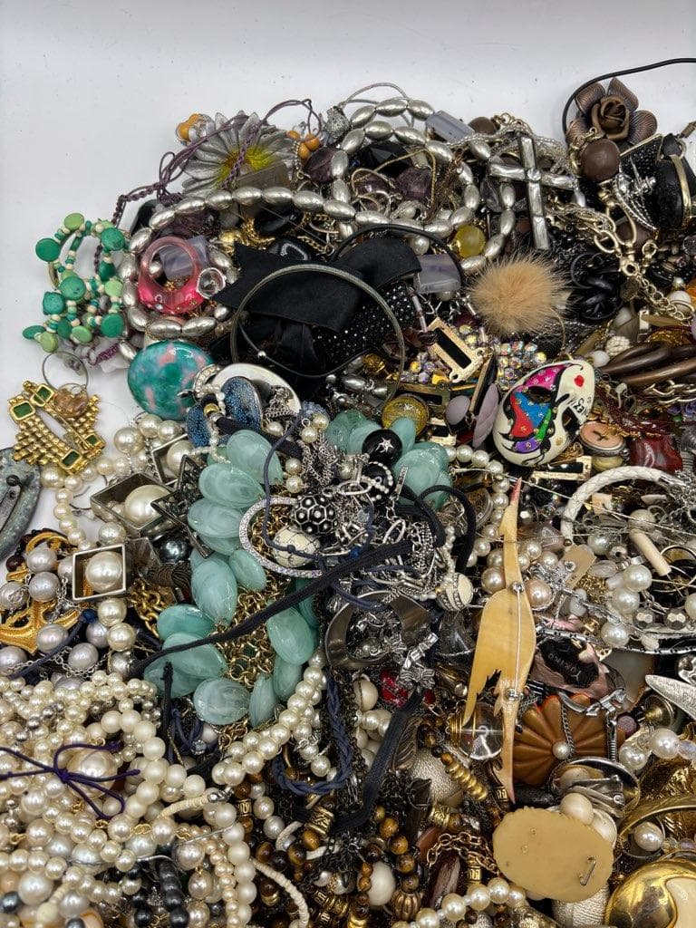 5kg イミテーション　まとめ　アクセサリー　メッキ　パール　お宝　⑦　遺品