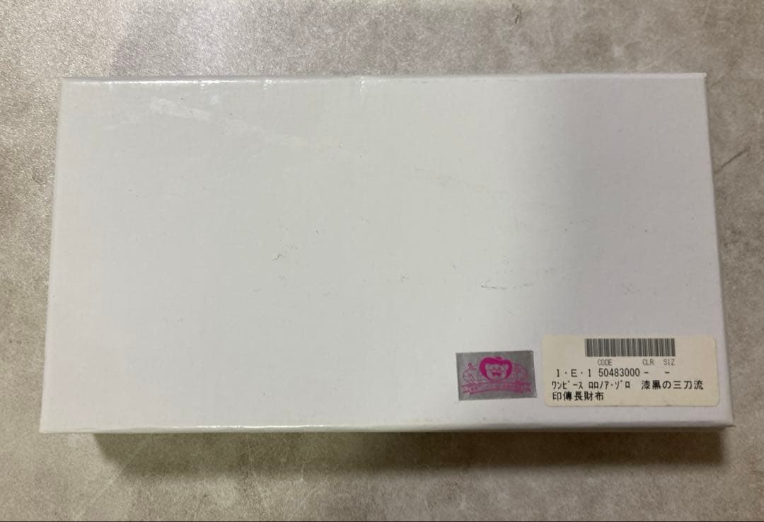 希少　ロロノア・ゾロ 漆黒の三刀流 高級印傳の長財布