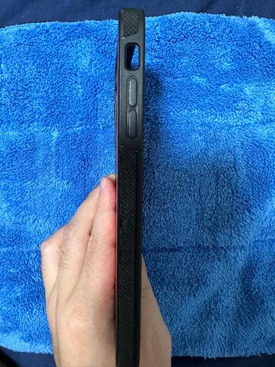 ルブタン　iPhone8plus用ケース