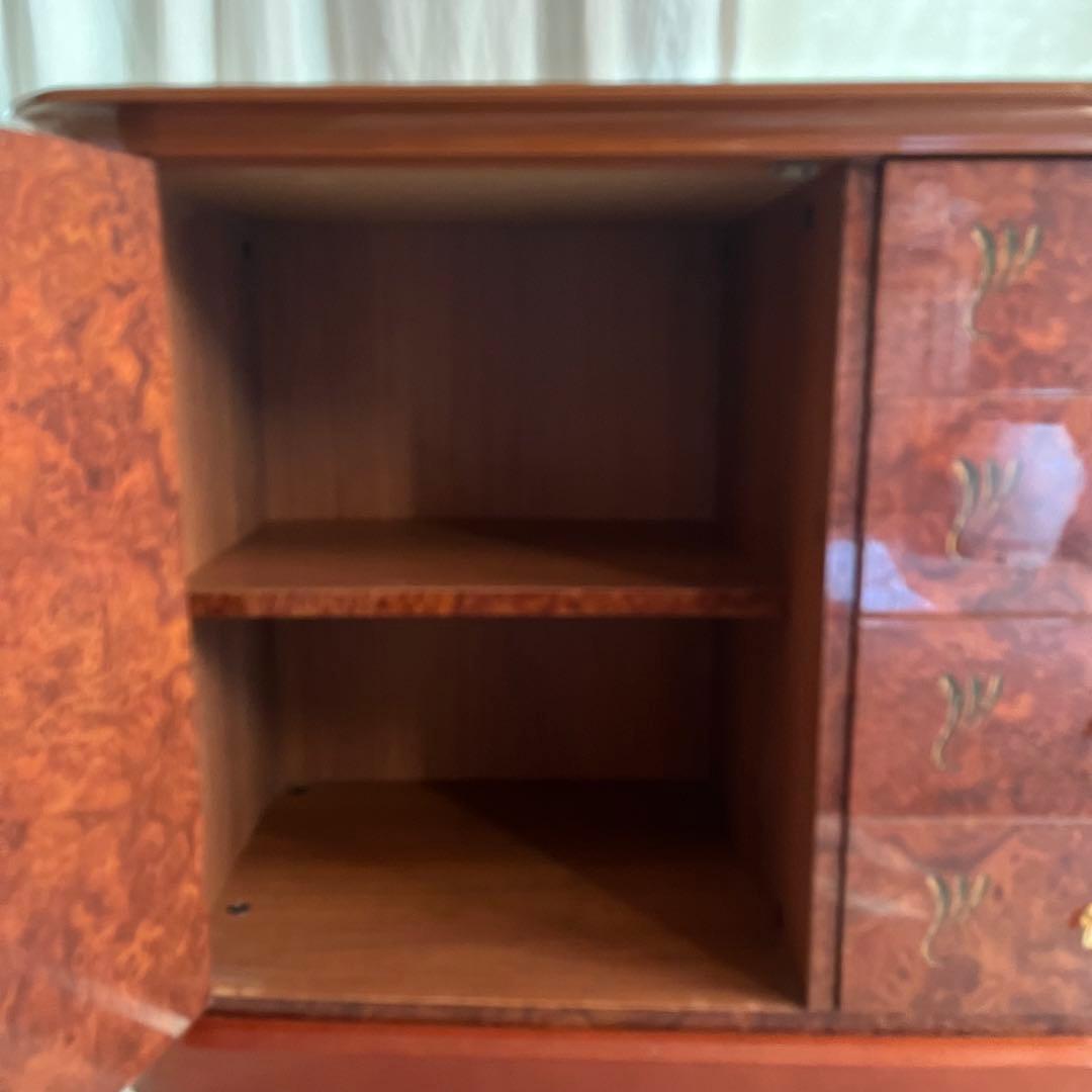 イタリア製　サルタレッリ　北欧　ヨーロピアン　ロココ　サイドボード　キャビネット