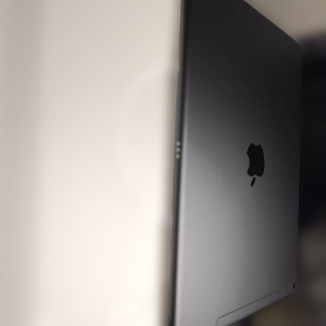 R*u様 iPad Air第3世代/64GB スペースグレイ MV0D2J/A8