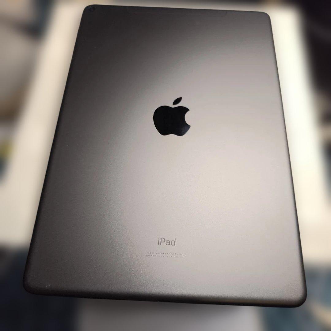 R*u様 iPad Air第3世代/64GB スペースグレイ MV0D2J/A8