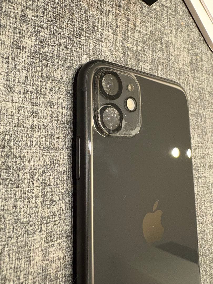 iphone11 64GB ブラック　バッテリー81%